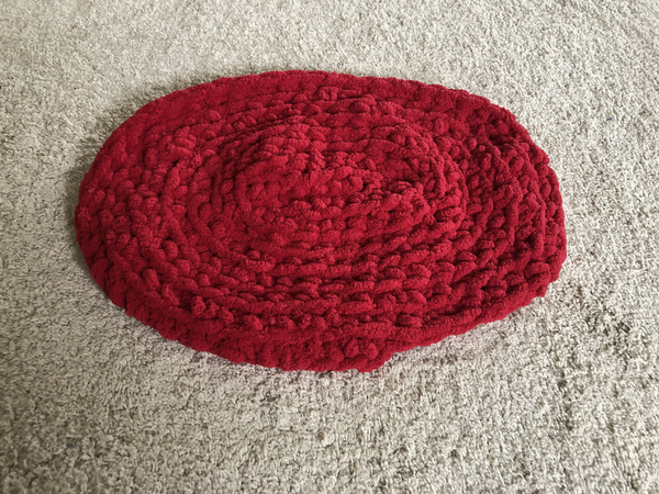 Crimson cat mat